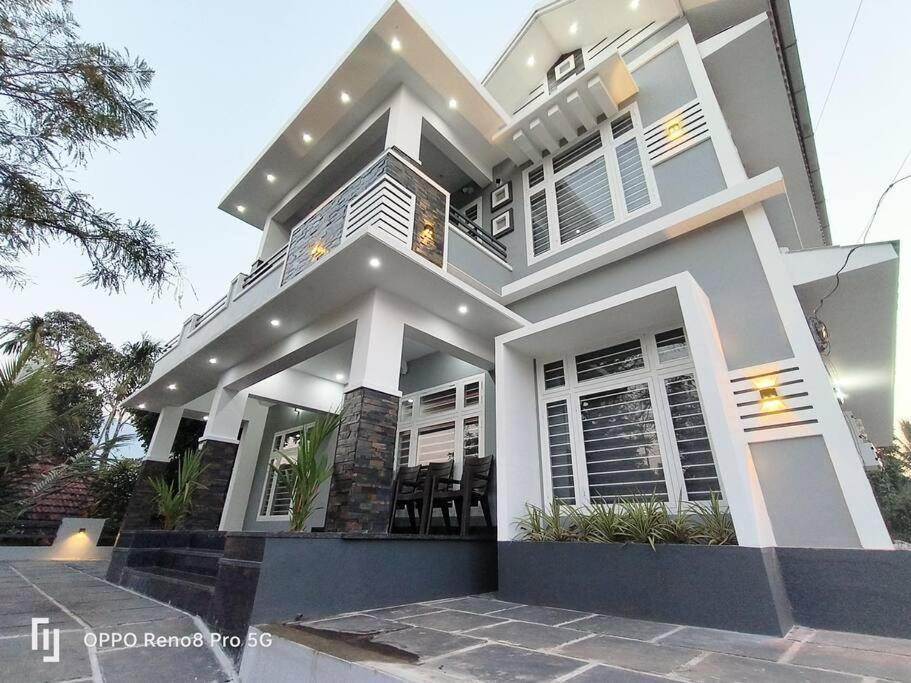 Peppercorn Cottage, Vythiri. Villa *