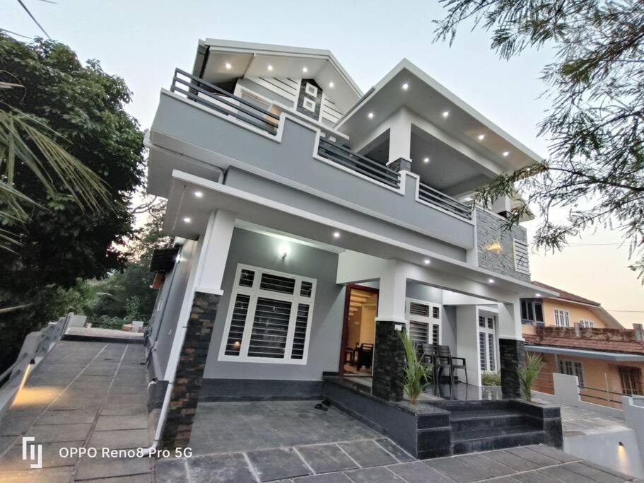 Peppercorn Cottage, Vythiri. Villa